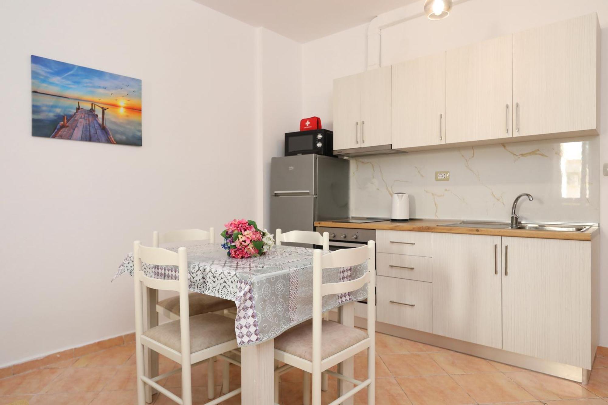 Sunny Side Apartments فلورا المظهر الخارجي الصورة